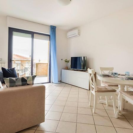 Alloggio Vista Mare - Parcheggio Gratis Pineto Dış mekan fotoğraf